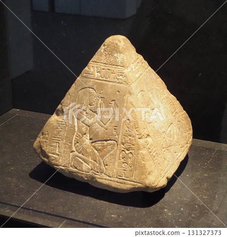 Louvre Abu Dhabi monument Louvre Abu Dhabi monument 131327373