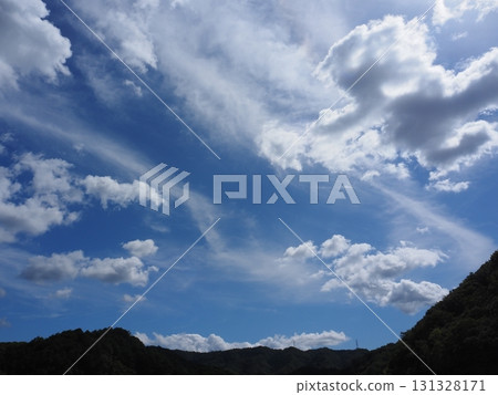 夢幻般的秋天天空 131328171