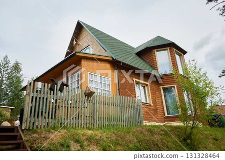 A Charming Wooden House Nestled in a Beautiful Natural Surrounding, Perfect for Retreat 131328464