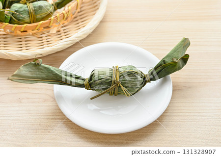 Niigata specialty: Sasa dango Niigata specialty: Sasa dango 131328907