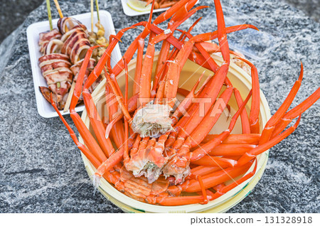 Snow crab 131328918