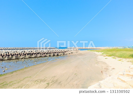 Fujie Coast, full of nature under clear skies Fujie Coast, full of nature under clear skies 131330502