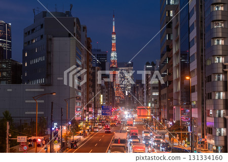 Tokyo: City night view overlooking Tokyo Tower Tokyo: City night view overlooking Tokyo Tower 131334160