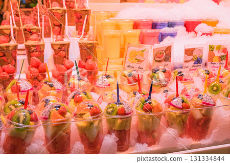 巴塞隆納，市場，水果，盛夏，西班牙 131334844