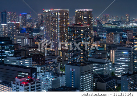 Tokyo: Night view of central Tokyo and Minato Ward 131335142