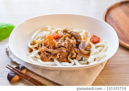 燉牛肉烏冬面 燉牛肉烏冬面 131335719