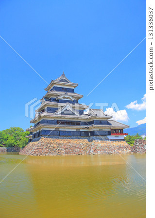 Scenery of National Treasure Matsumoto Castle, Matsumoto City, Nagano Prefecture 131336037