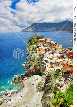 Vernazza - beautiful coastal village in Cinque terre, Italy 131337516