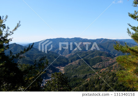 Shinshiro City, Aichi Prefecture_Scenery from the approach to Horaiji Temple 1_December 2024 Shinshiro City, Aichi Prefecture_Scenery from the approach to Horaiji Temple 1_December 2024 131340158