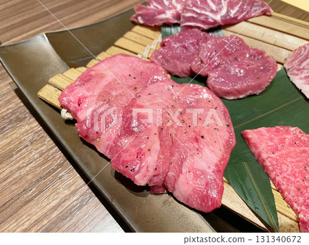 Yakiniku (beef tongue, top loin, skirt steak, pork skirt steak, pork head) 131340672