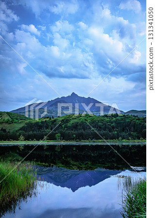 The beautiful reflection of Rishiri Fuji in Otatomari Marsh The beautiful reflection of Rishiri Fuji in Otatomari Marsh 131341050