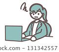受電腦工作困擾的女性辦公室職員 131342557