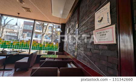 充滿復古氛圍的咖啡店內部 131342660
