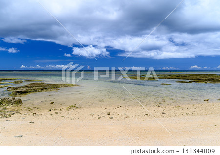 Okinawa scenery_blue sea and sky 131344009