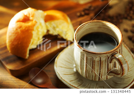 Coffee and cream bun 131348445