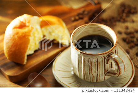 Coffee and cream bun 131348454