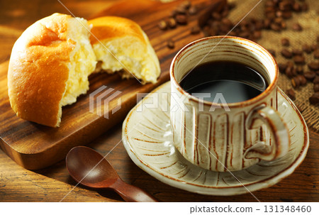 Coffee and cream bun Coffee and cream bun 131348460