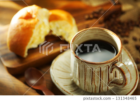 Coffee and cream bun 131348465