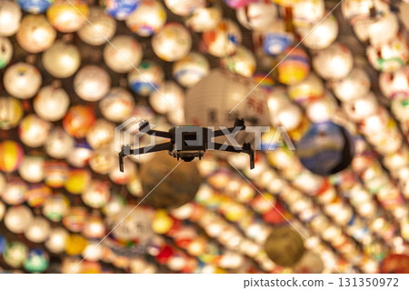 燈籠與無人機：傳統與科技的浪漫邂逅 131350972