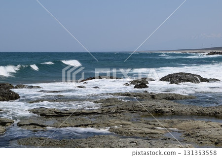 莊內海灘日本海的波濤洶湧 131353558