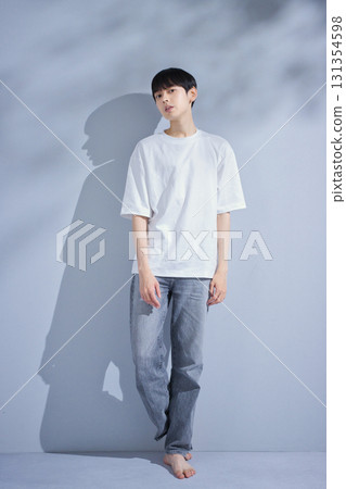 Beauty image portrait of a man in his 20s 131354598