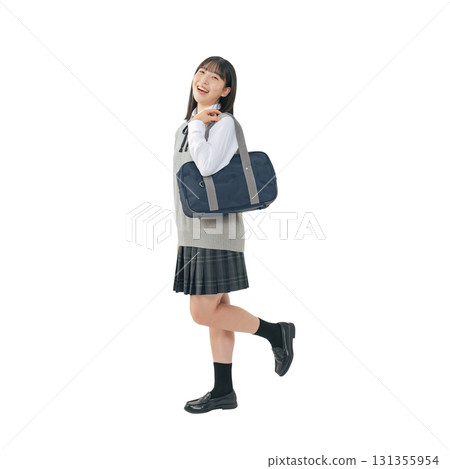 穿制服的女學生 - 全身照片 PNG,透明背景,手工精確裁剪 穿制服的女學生 - 全身照片 PNG,透明背景,手工精確裁剪 131355954