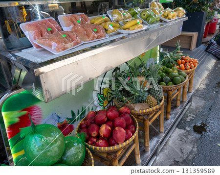 越南的街道 131359589