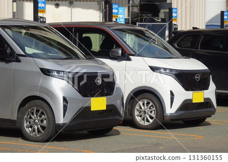 日產櫻花汽車圖片 131360155
