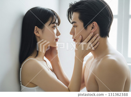 處於親密關係中的男人與女人 131362388