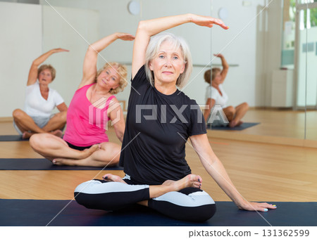 Groupe of senior women sitting in lotus pose 131362599