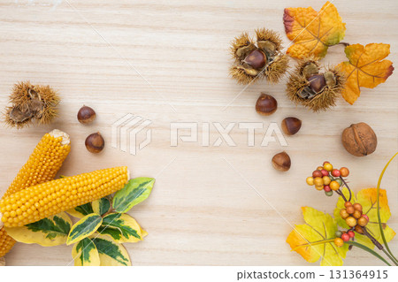 Autumn flavors: chestnuts, dried corn, and walnuts Autumn flavors: chestnuts, dried corn, and walnuts 131364915
