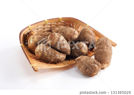 Fresh muddy taro 131365020