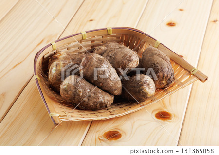 鮮泥芋頭 131365058