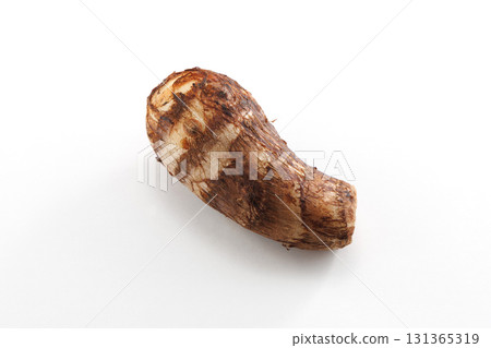 新鮮芋頭 131365319