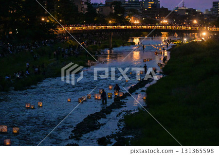 The emotional Kaga Yuzen lantern festival 131365598