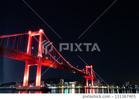 燈火通明的紅橋 燈火通明的紅橋 131367405