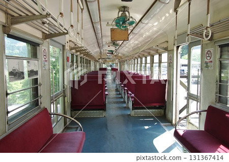 Kaga City, Ishikawa Prefecture: Hokuriku Railroad 6010 Series Kumoha 601 cross seat interior 131367414