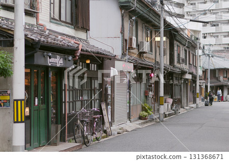 大阪中崎町街景 131368671