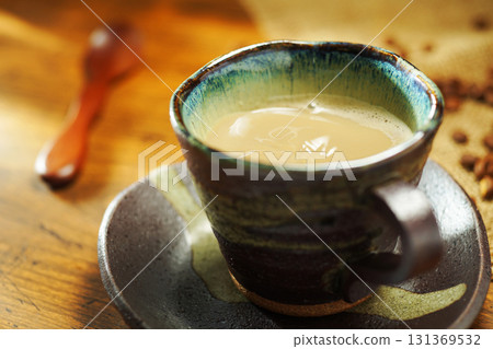 Cafe au lait 131369532