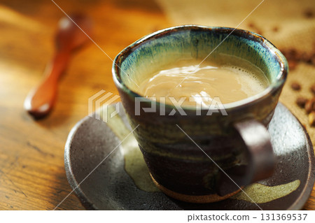 Cafe au lait 131369537