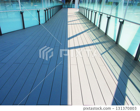 埼玉縣川口市川口市政廳二期完工後的人行道景觀 131370803