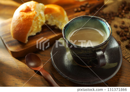 Cafe au Lait and Cream Bun 131371866