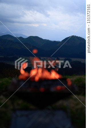 篝火與風景 131372581