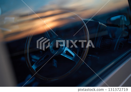 司機座位 131372719