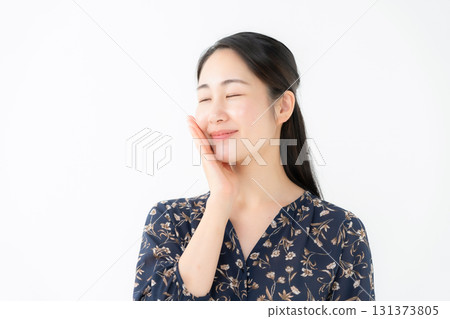 中年美女 131373805