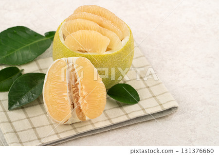 pomelo mid-autumn festival bundan background pomelo Moon Festival ユズ ゆず ぶんたん 15 nights 131376660