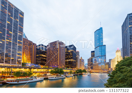 Scenic view of downtown Chicago during sunset Scenic view of downtown Chicago during sunset 131377322
