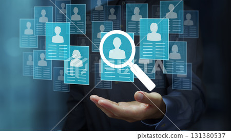 Customer personas in marketing strategies. Target audience profiling. Customer behavior. Customer personas in marketing strategies. Target audience profiling. Customer behavior. 131380537