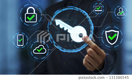 密碼和安全無密碼身份驗證技術。具有加密金鑰圖示的商務人士。 131380545