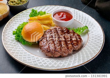 Set hamburger steak Set hamburger steak 131381991